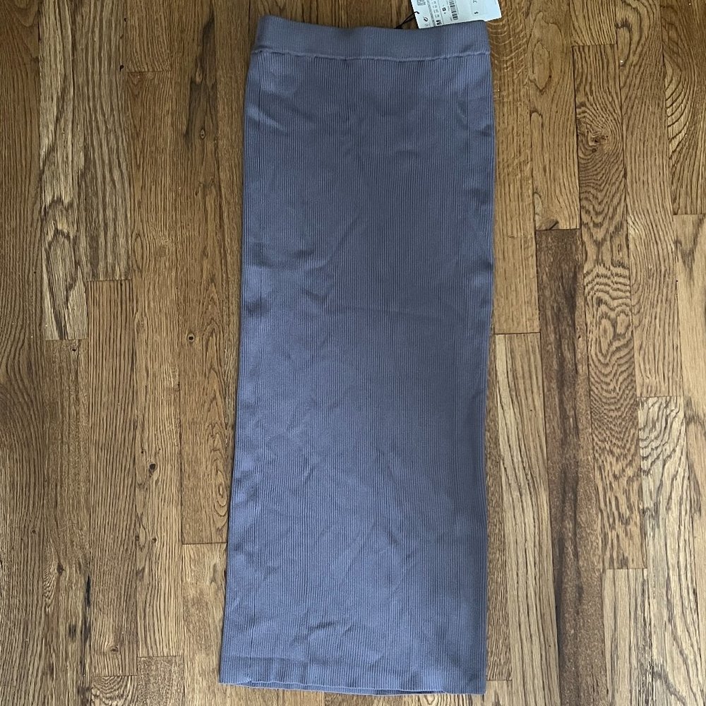 Zara Knit skirt in muted lavender (M)